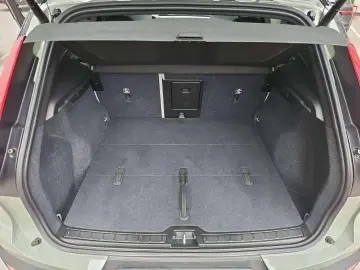 VOLVO XC40 Ultimate Recharge Pure Electric AWD