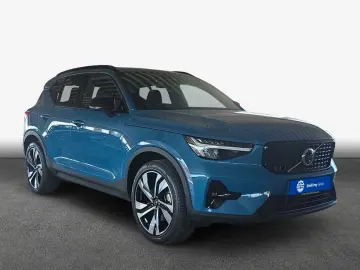 VOLVO XC40 B4 B AWD DKG Ultimate Dark