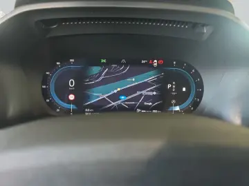 VOLVO XC40 B4 B AWD DKG Ultimate Dark
