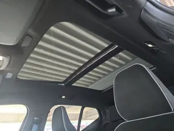 VOLVO XC40 B4 B AWD DKG Ultimate Dark