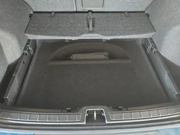 VOLVO XC40 B4 B AWD DKG Ultimate Dark