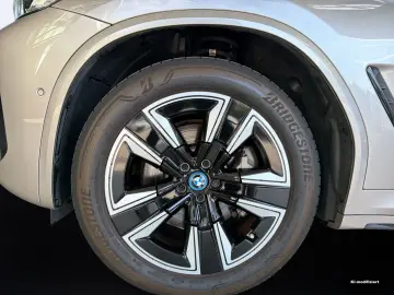 BMW iX3  M Sportpaket Driv A Prof LC Prof Inspiring