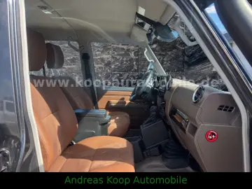Toyota Land Cruiser GDJ 79DC 2 8d LX-Z Aut. LED