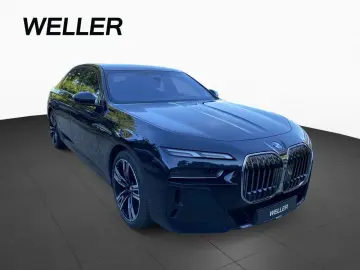 BMW 740d xDr M Sport StHz AHK SkyL B&W AutoB Iconic