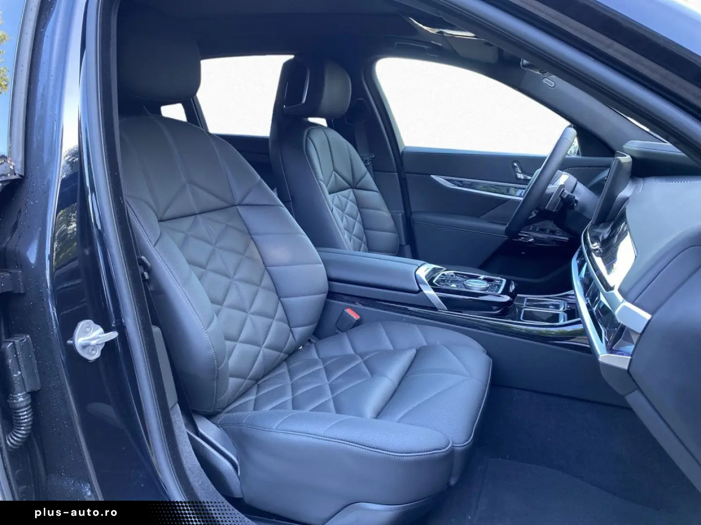 BMW 740d xDr M Sport StHz AHK SkyL B&W AutoB Iconic