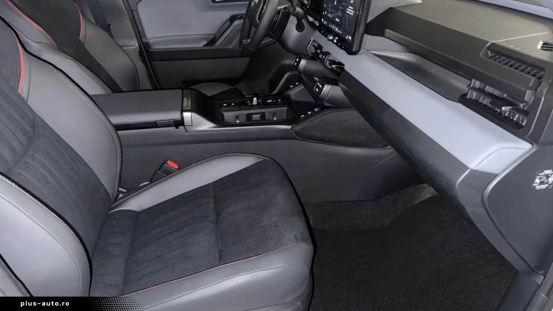 Toyota RAV4 GR Sport Hybrid 4x4 - MY2027