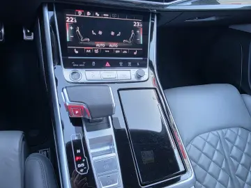 Audi Q8 50TDI QUATTRO S LINE GARANTIE 2029 LIVRARE RAPIDA