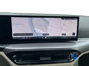 BMW M340i xDrive Limousine M Sport 18  AHK Lenkradhz