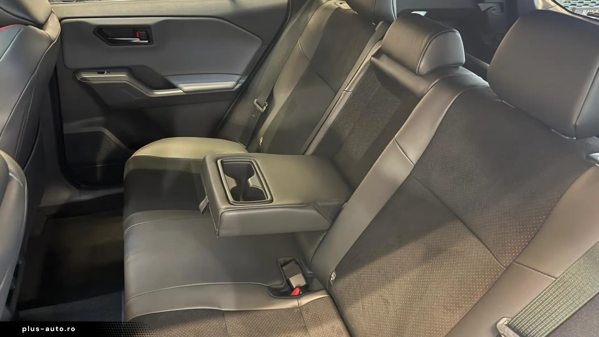 Toyota RAV4 GR Sport 4x4 - MY2027