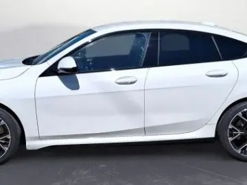 BMW 223 2 Gran Coupe 223 xDrive M Sport  HEAD UP ACC
