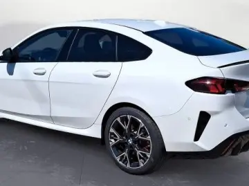 BMW 223 2 Gran Coupe 223 xDrive M Sport  HEAD UP ACC