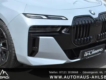 BMW 740 XD M SPORT SHADOW  LCI LUFT. STHZ B&W PANO A