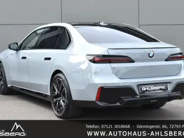 BMW 740 XD M SPORT SHADOW  LCI LUFT. STHZ B&W PANO A