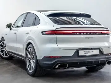 PORSCHE Cayenne E-Hybrid Coupe Matrix InnoDrive HU Pano