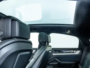 PORSCHE Cayenne E-Hybrid Coupe Matrix InnoDrive HU Pano