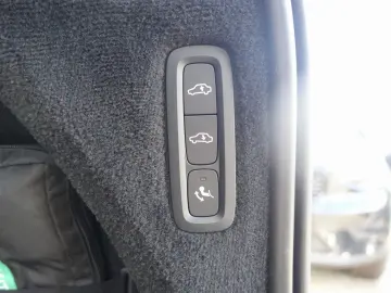 VOLVO XC90  T8 AWD Recharge Inscription FourC HUD AHK