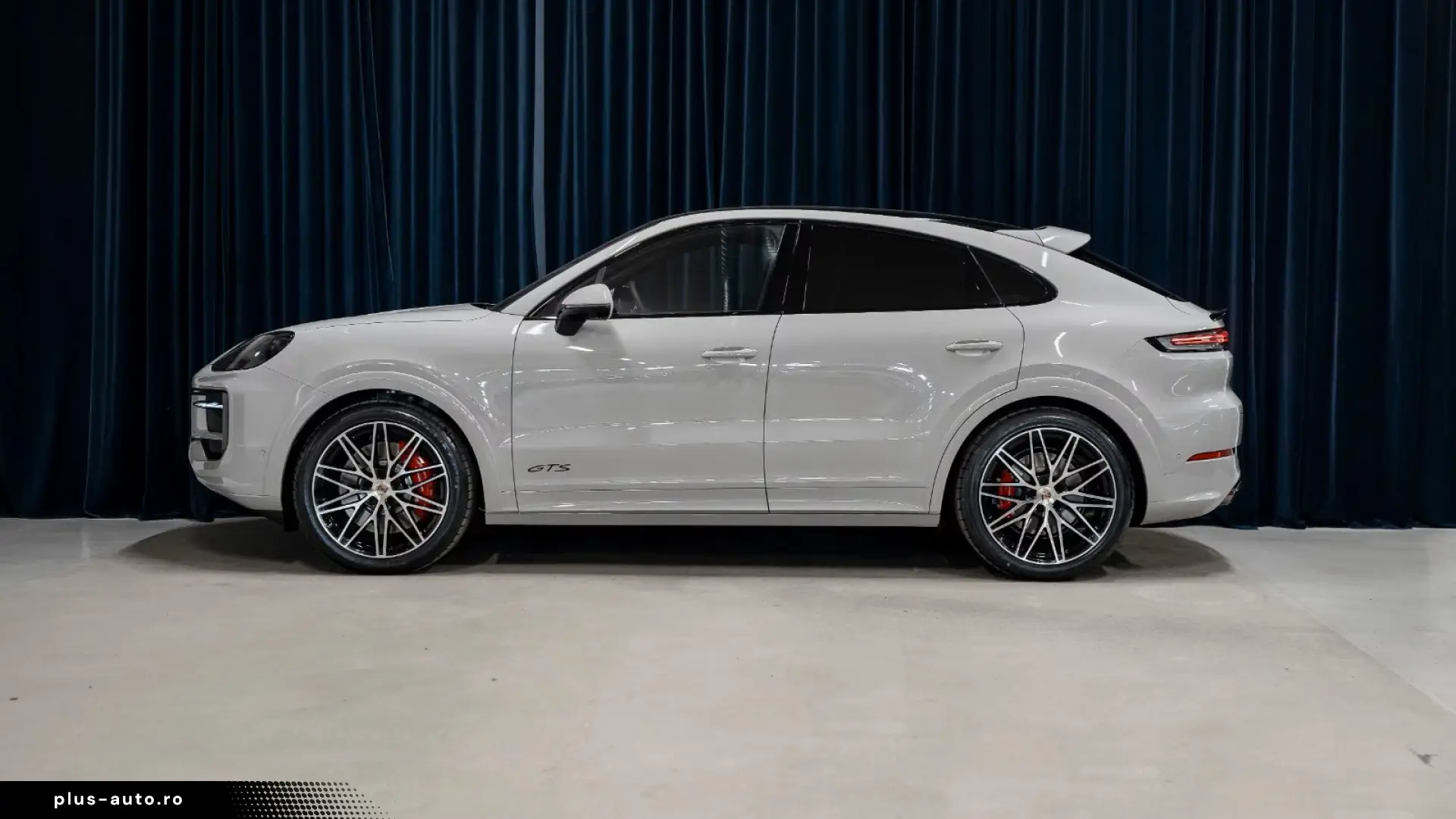 Porsche Cayenne Coupe GTS - Burmester - HUD - AWS