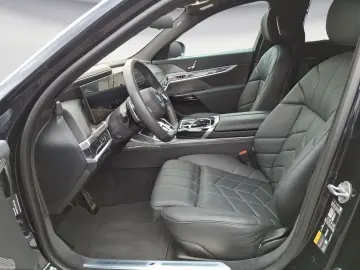BMW 750e xDrive M SPORT PRO Driving Assistant Pro Dr