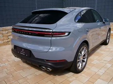 PORSCHE Cayenne Coupe S E-Hybrid  HLA HD-Matrix HeadUP