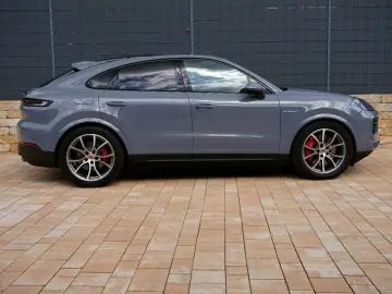 PORSCHE Cayenne Coupe S E-Hybrid Matrix Bose Pano HU