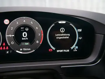 PORSCHE Cayenne Coupe E-Hybrid AirSusp. Inno Pano AHK