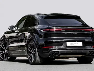 PORSCHE Cayenne E-Hybrid Coupe InnoDrive ActiveSusp. HU