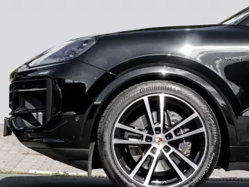 PORSCHE Cayenne E-Hybrid Coupe InnoDrive ActiveSusp. HU