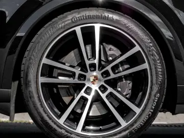 PORSCHE Cayenne E-Hybrid Coupe InnoDrive ActiveSusp. HU