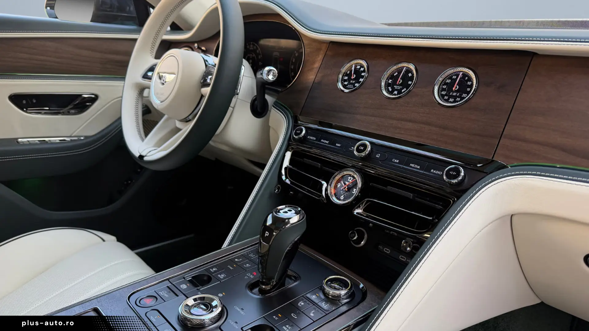 Bentley Flying Spur V8 Hybrid - MY2026