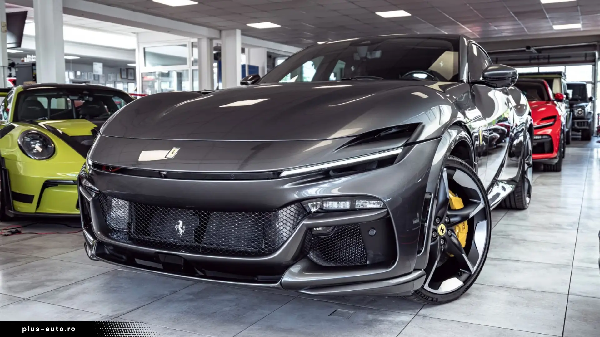 Ferrari Purosangue V12 - Carbon - Panoramic
