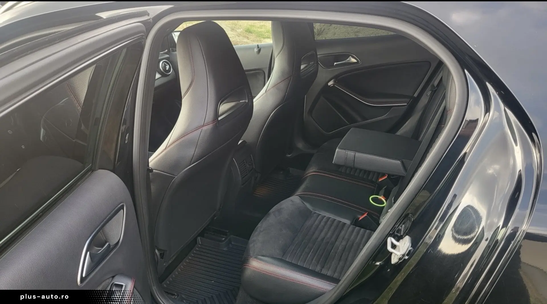 Mercedes-Benz GLA 220