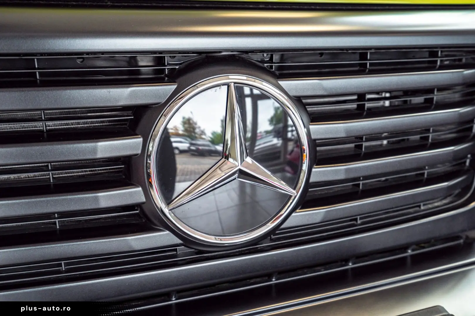 MERCEDES-BENZ G450d  Stronger Than The 1980s 1 460 STOCK