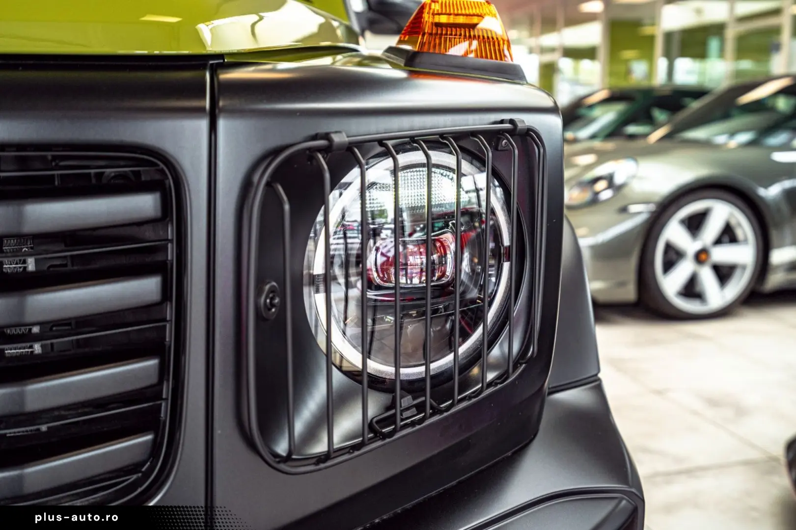 MERCEDES-BENZ G450d  Stronger Than The 1980s 1 460 STOCK