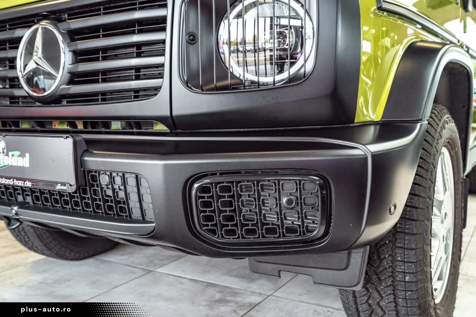 MERCEDES-BENZ G450d  Stronger Than The 1980s 1 460 STOCK