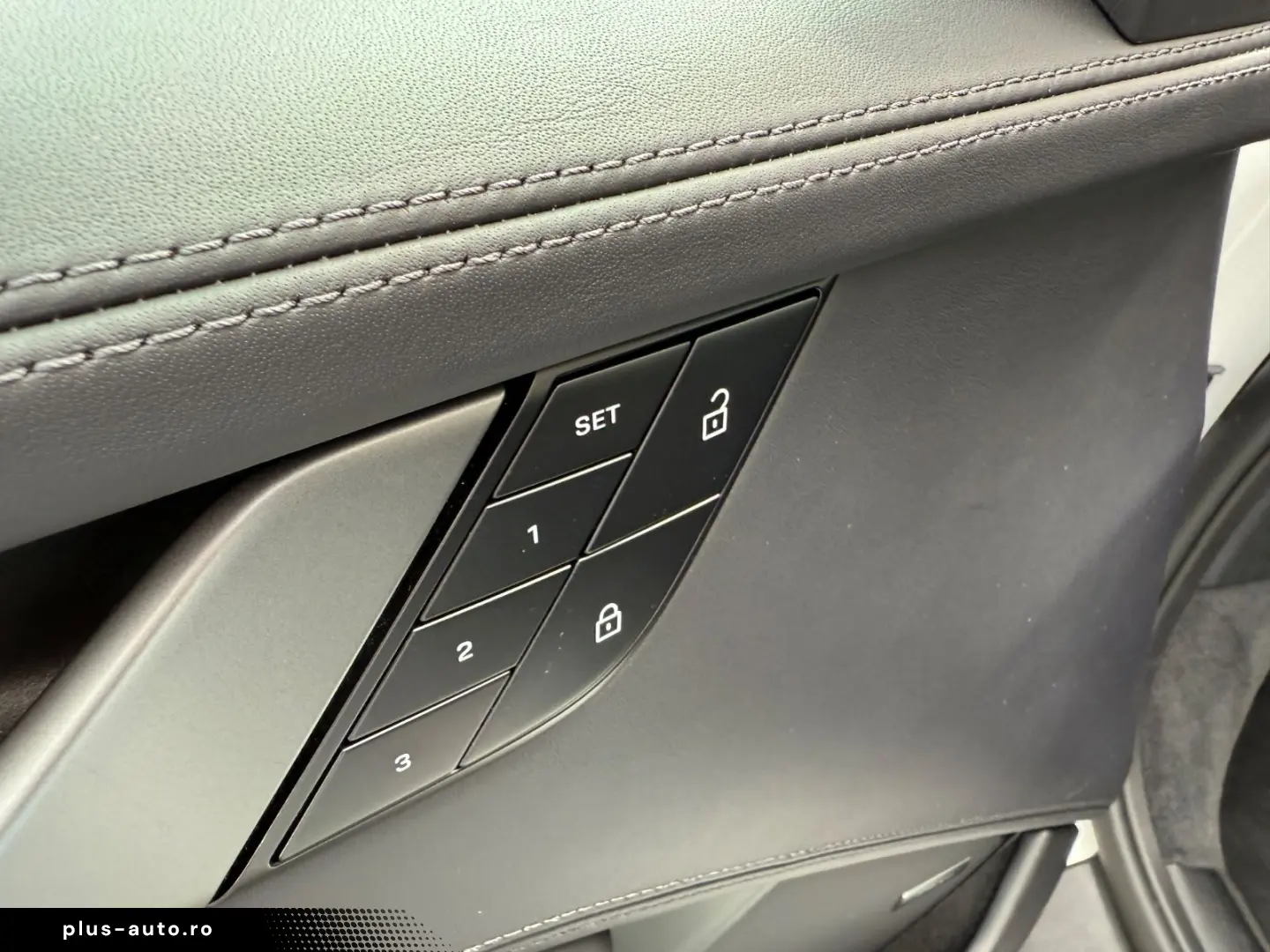 PORSCHE 992 911 Carrera S Cabrio SAG Vollleder Matrix Bo