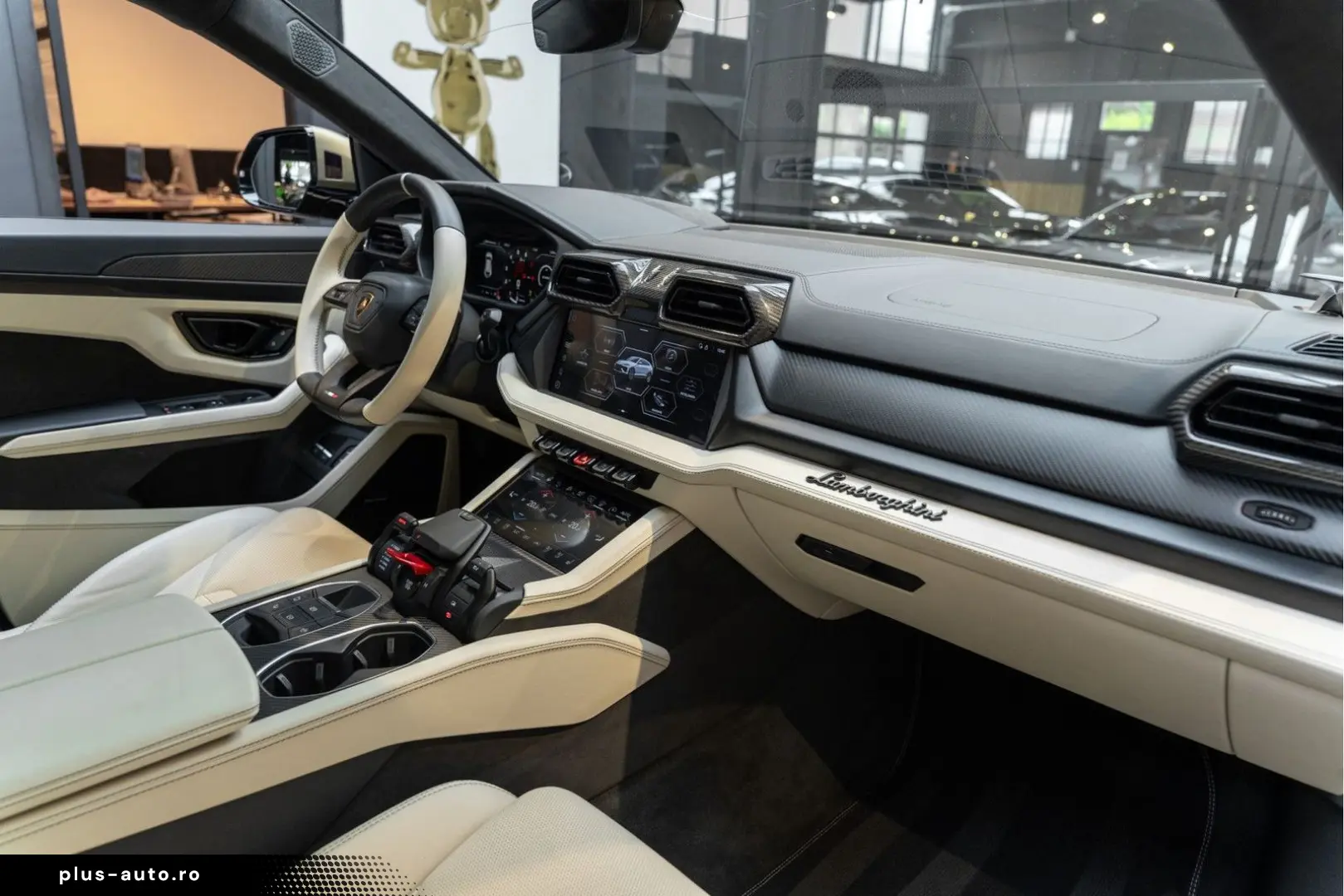 LAMBORGHINI Urus SE Akrapovic Full PPF Carbon B&O 4.0 V8 Hyb