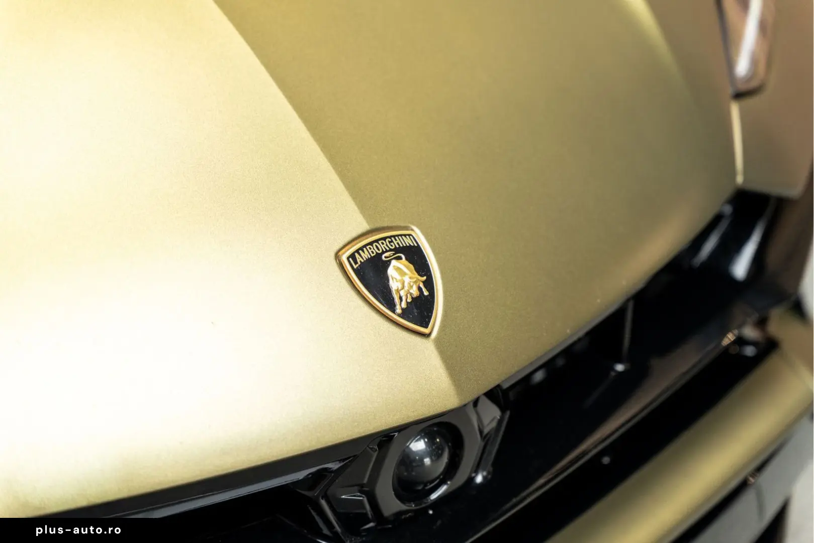 LAMBORGHINI Urus SE Akrapovic Full PPF Carbon B&O 4.0 V8 Hyb