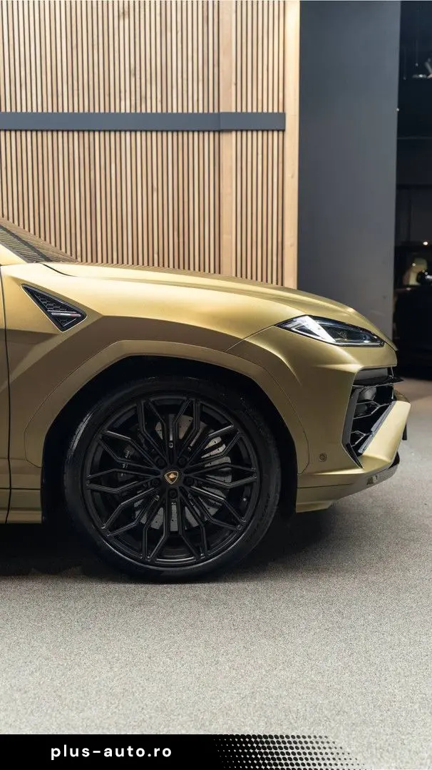 LAMBORGHINI Urus SE Akrapovic Full PPF Carbon B&O 4.0 V8 Hyb