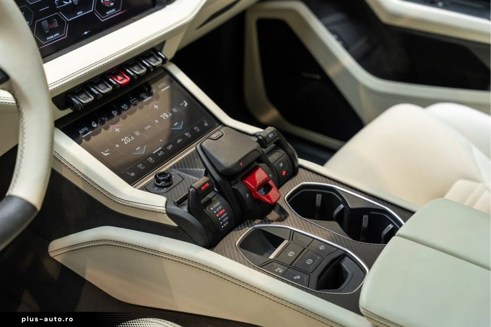 LAMBORGHINI Urus SE Akrapovic Full PPF Carbon B&O 4.0 V8 Hyb