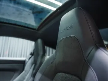 PORSCHE 992 Carrera 4 GTS Coupé LED Lift BOSE Sportsitze