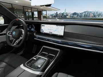 BMW i7 M70 xDr ExeDrPro FondEnt B&W HUD PA DAPro 21