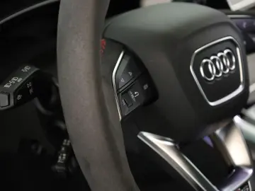 AUDI RS Q8 SUV performance Laser Pano Vmax RSAbgas 23
