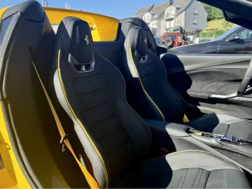 FERRARI 296 GTS Full Full options sièges Confort CARBON