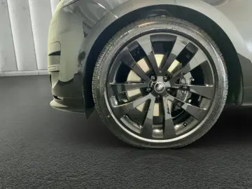 LAND ROVER Range Rover Sport Autobiography P550e 23   Stand