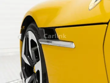 FERRARI 12Cilindri -PANO-LEDS-LIFT-PASS. DISPLAY-GIALLO-