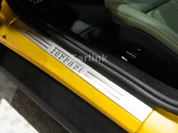 FERRARI 12Cilindri -PANO-LEDS-LIFT-PASS. DISPLAY-GIALLO-