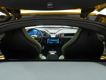 FERRARI 12Cilindri -PANO-LEDS-LIFT-PASS. DISPLAY-GIALLO-