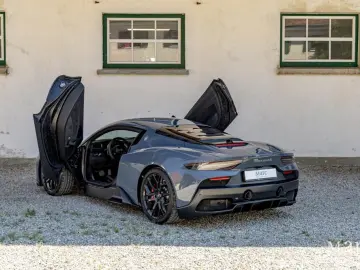 MASERATI MC20 Coupé  Lift  E-Diff  Sonus Faber  Garantie