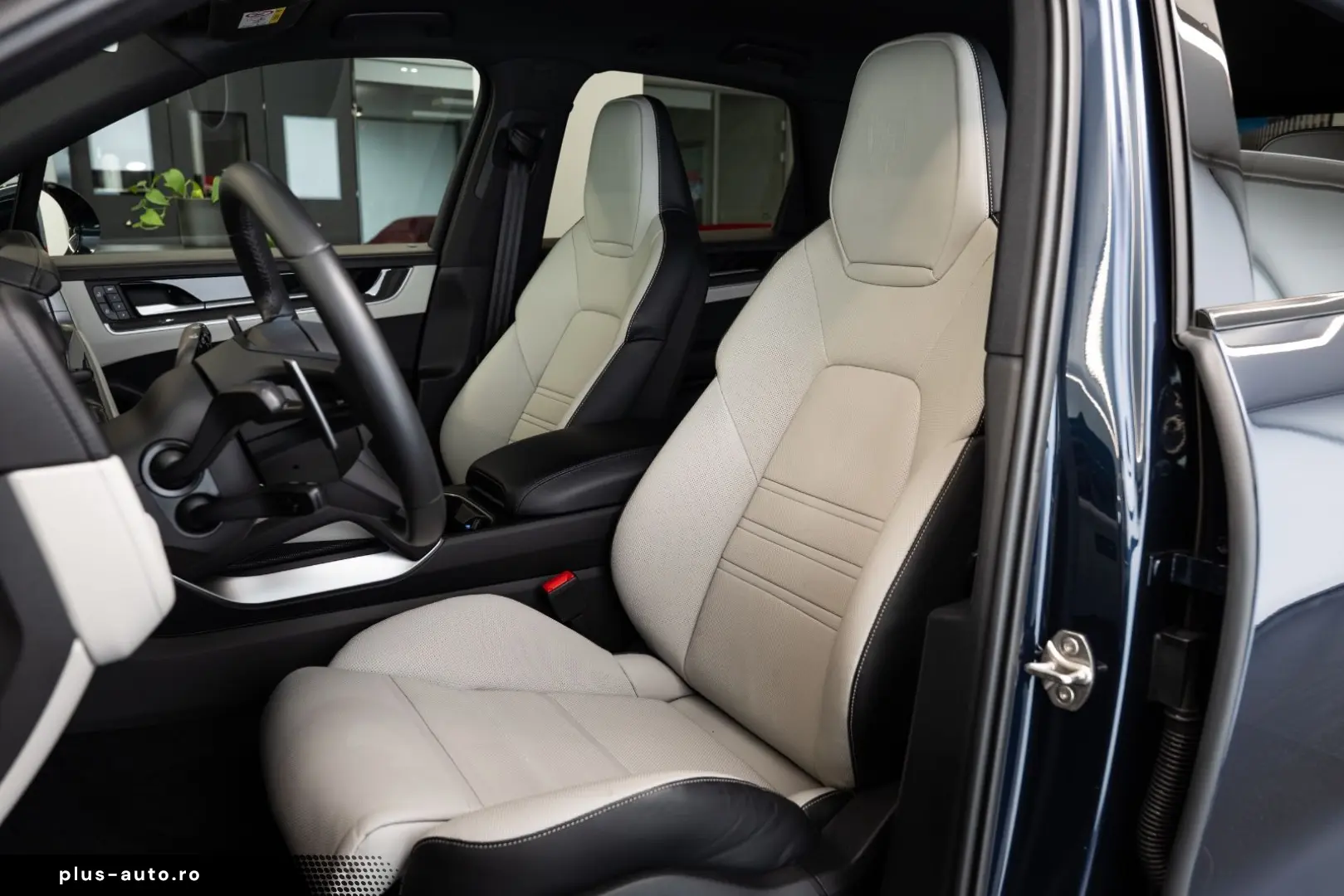 PORSCHE Cayenne S V8 Warranty 1st owner