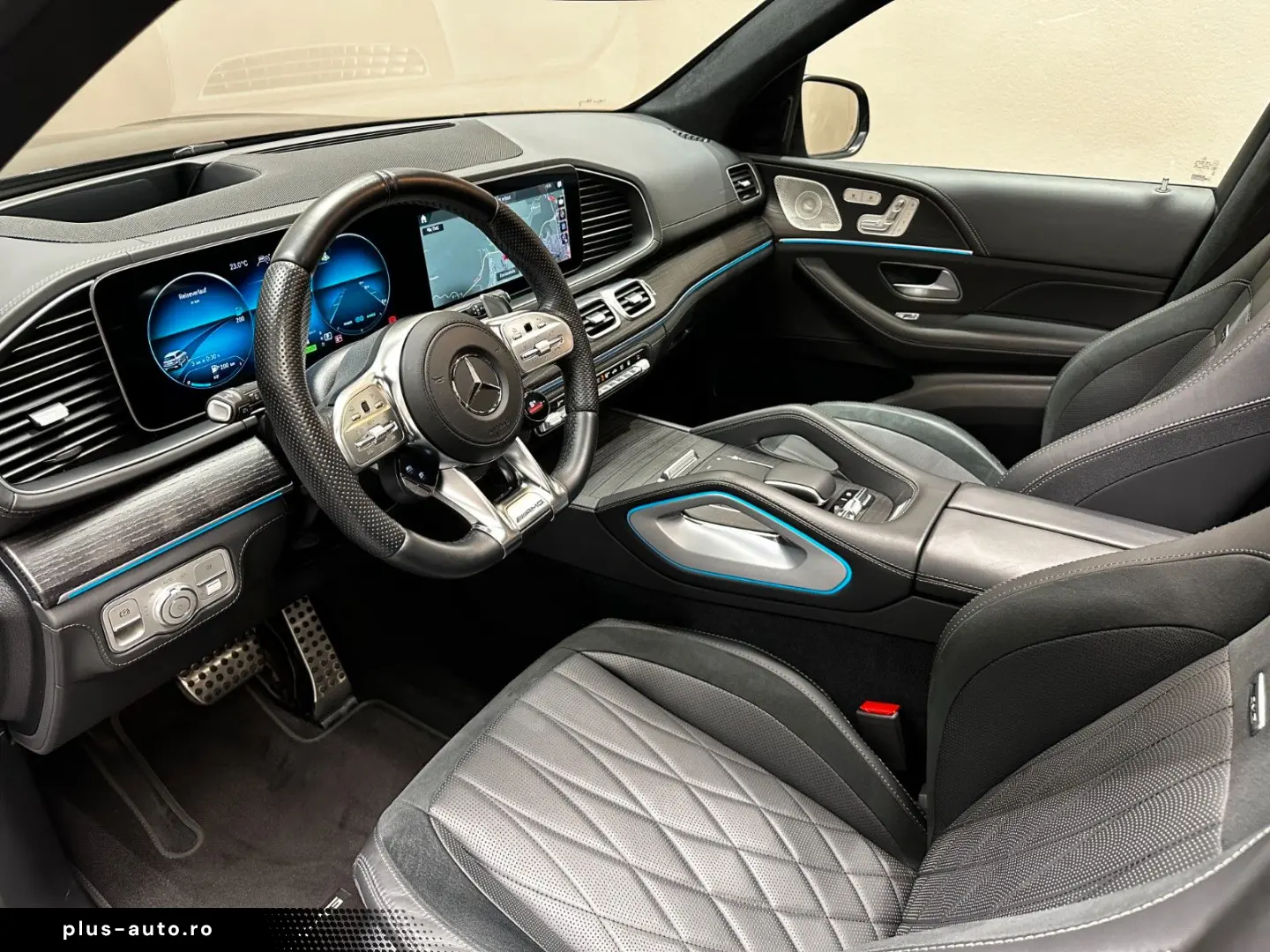 MERCEDES-BENZ GLS63 AMG 4M  Night-Paket  7-SITZER PANO DIST